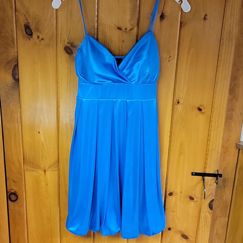 Semi-formal dress